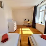 Vagnera Old Town Two Bedroom شقة