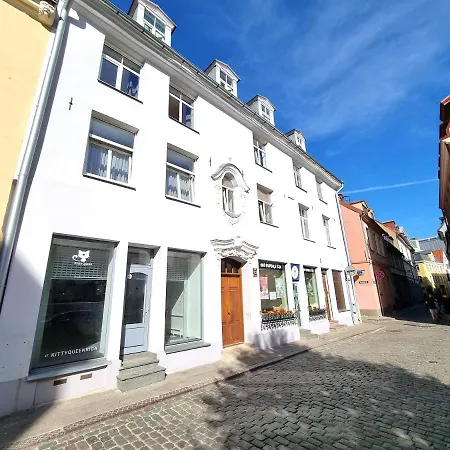 Vagnera Old Town Two Bedroom * Riga